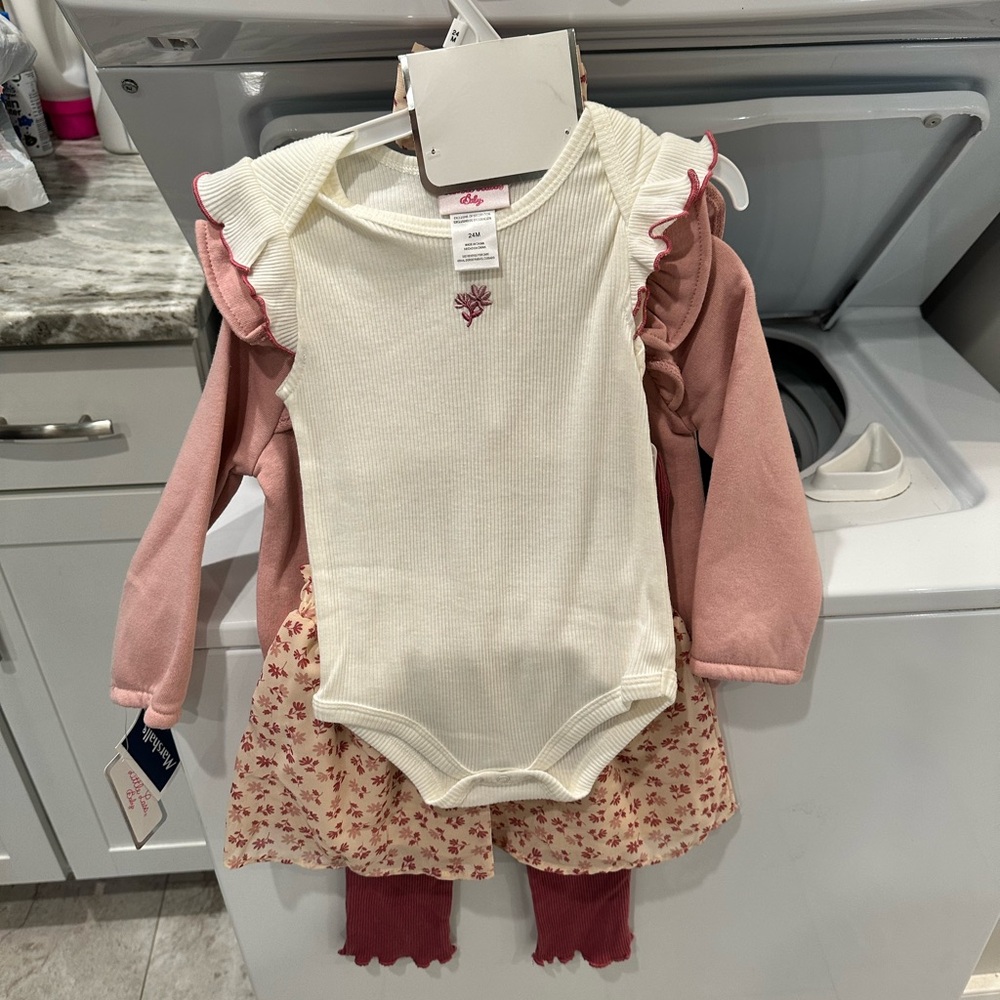 Baby Girl's Pink and Cream Outfit Set